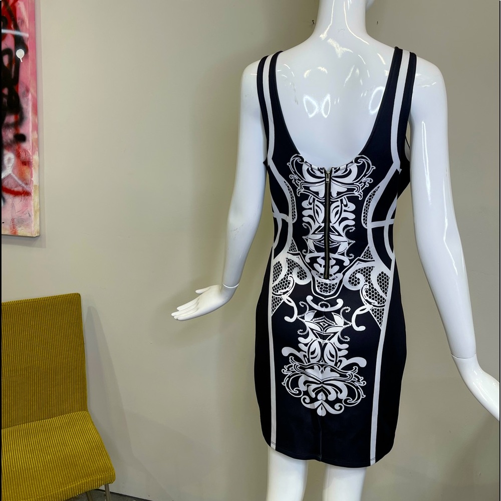Black & White " Jealous Tomato's cool Dress - Picture 2 of 15